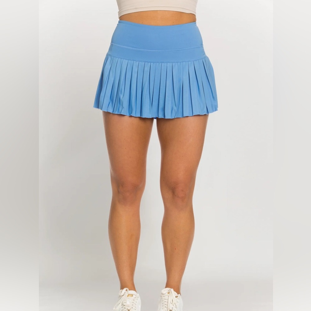 Gold hinge blue skirt